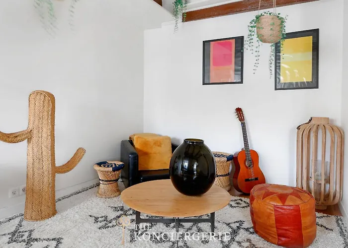 Elegant Pres De Saint-sulpice *